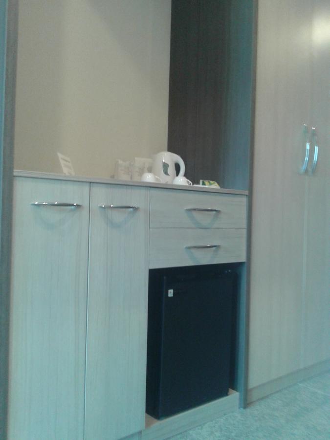 Hide Away Suites โนอิดา ภายนอก รูปภาพ